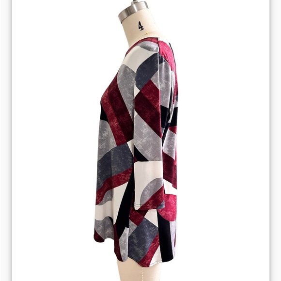 Alfani Petit Colorbrock Geometric High-Low Tunic blouse - Picture 4 of 6